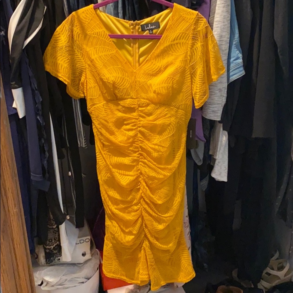 Brand New Yellow Lulus Dress